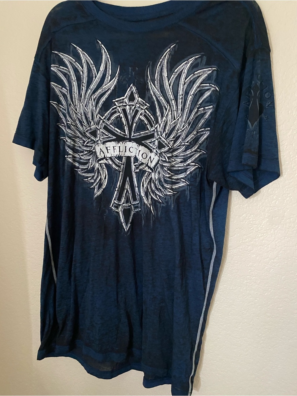RARE Affliction Men's navy/black double sided silver/white metallic wings grunge